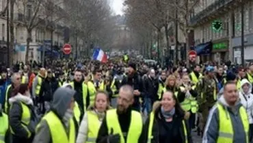تجمع معترضان فرانسوی در محل سخنرانی مکرون