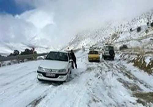 کولاک شدید برف در مریوان کردستان+ فیلم