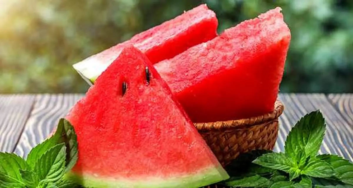 این میوه را هرگز با شکم خالی نخورید