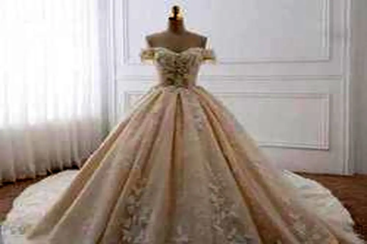 لباس عروس یقه دلبری مد سال جدید + تصاویر