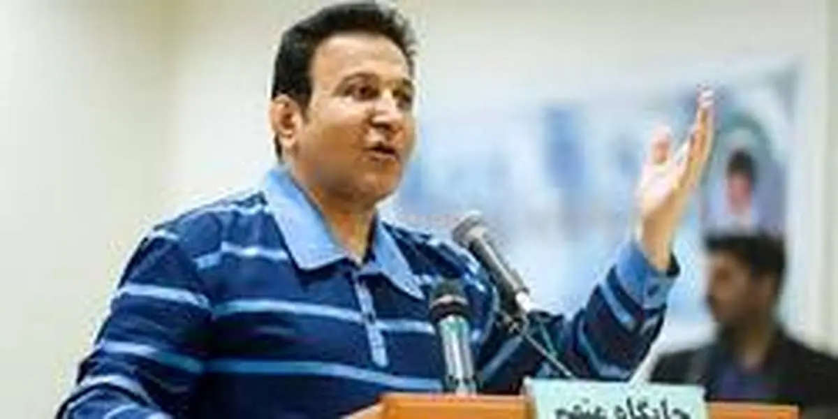 هدایتی: چرا دادگاه برادر رئیس جمهور غیرعلنی است اما برای من علنی؟/ افتخار میکنم به کیروش پاداش دادم
