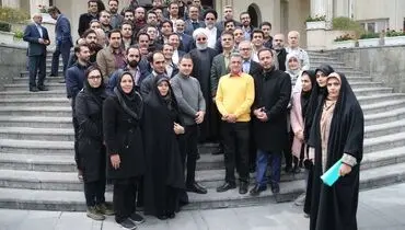 عکس یادگاری با رئیس‌جمهور در آخرین جلسه دولت در سال ۹۷