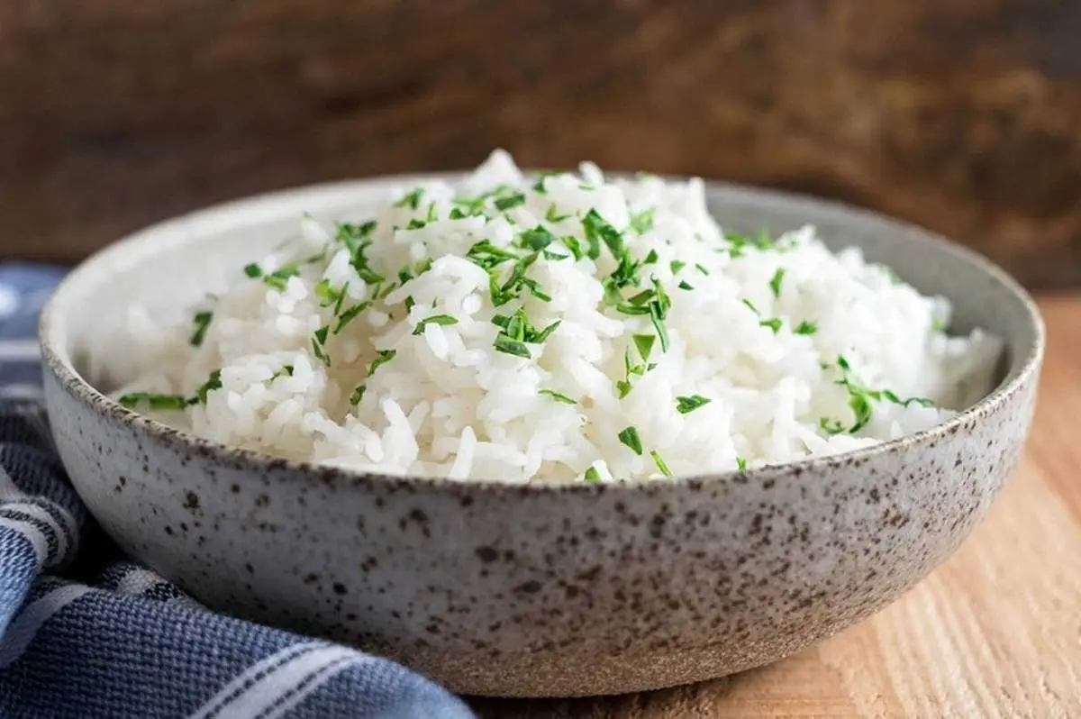 آیا برنج واقعا شکمتان را چاق میکند
