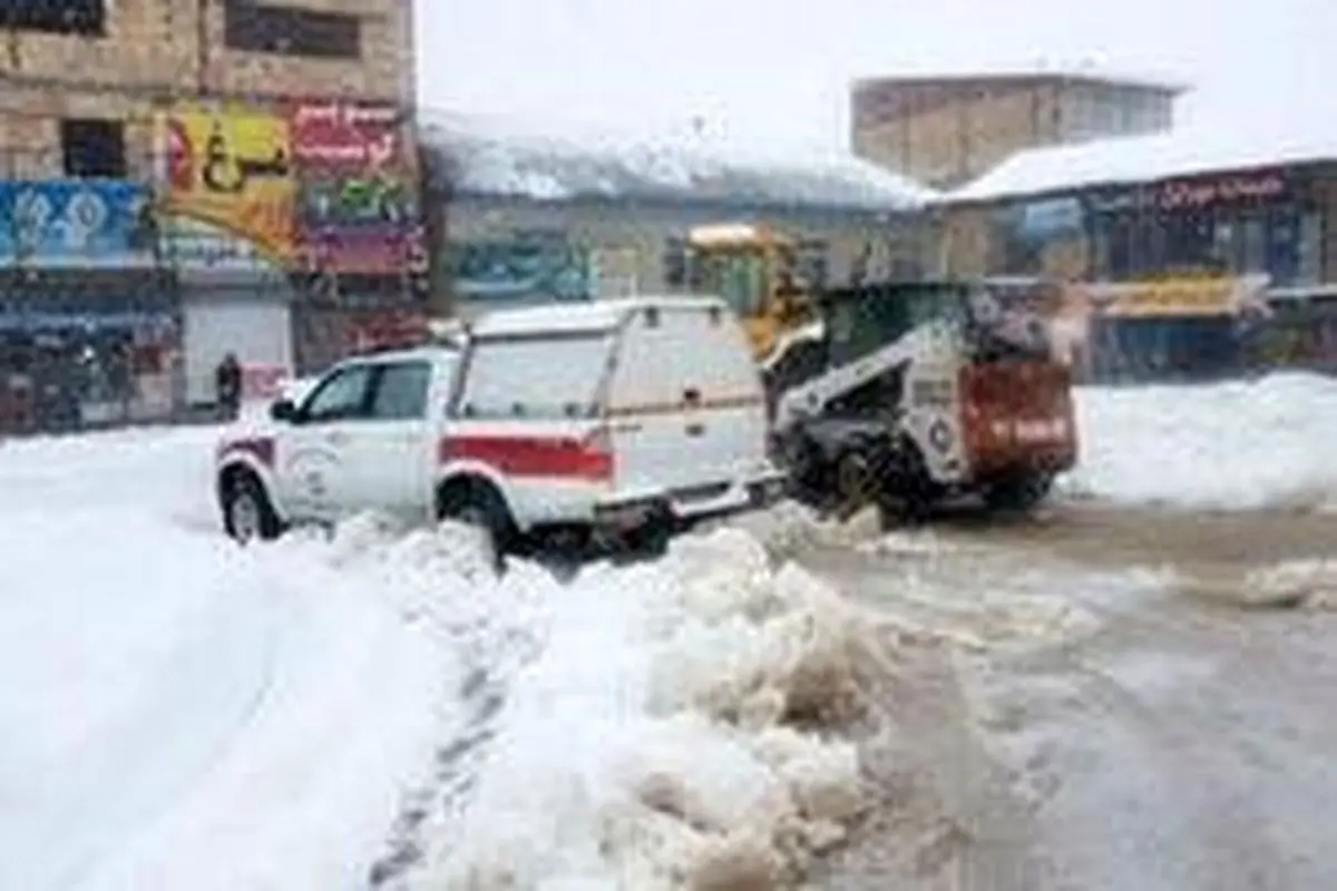 ارتفاع برف در مازندران به یک‌ونیم متر رسید