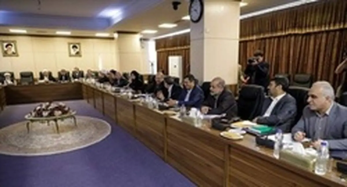 نامه به رهبرانقلاب برای جلوگیری از بدعت مجمع تشخیص مصلحت؟