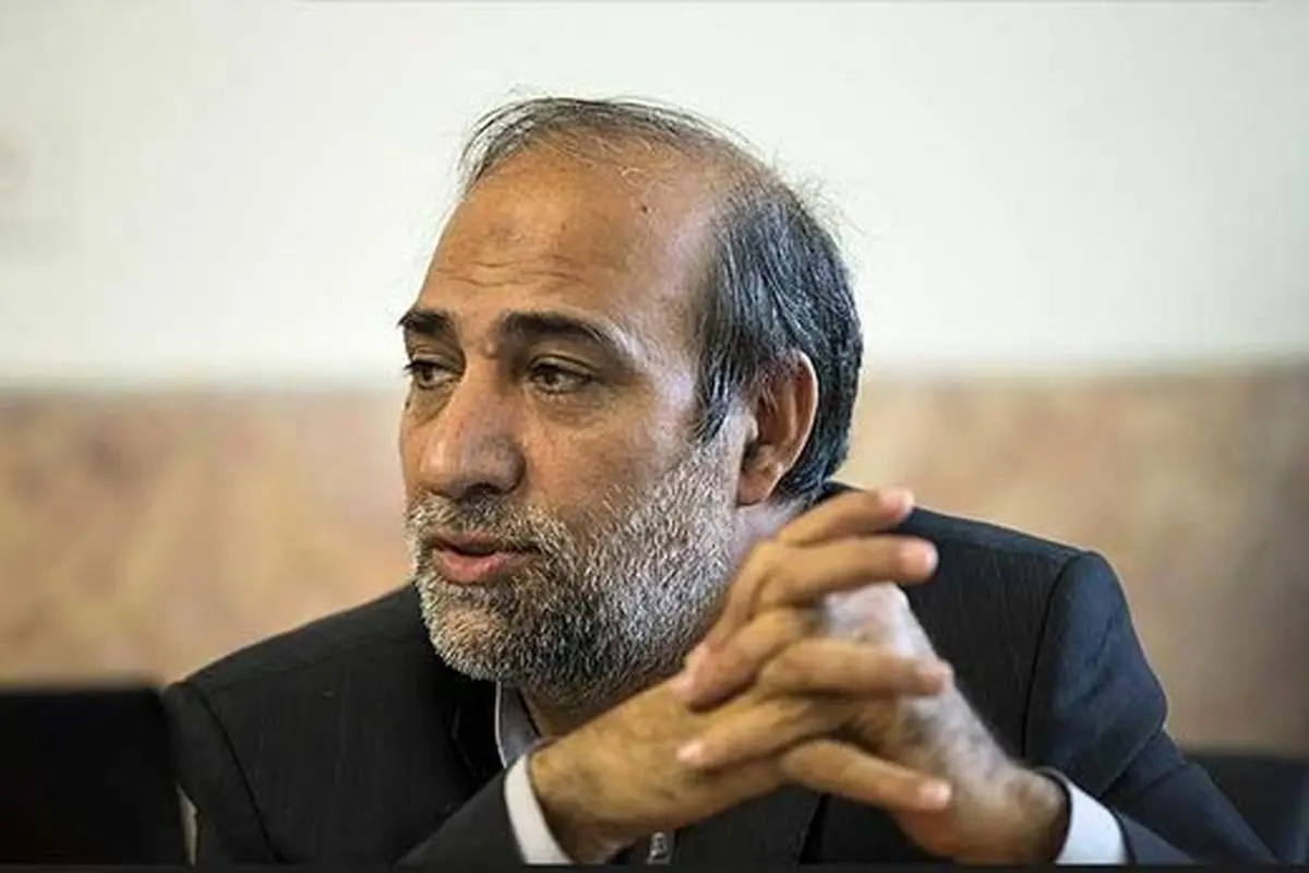 معاون سابق احمدی‌نژاد: رئیسی می‌تواند از پس فساد برآید