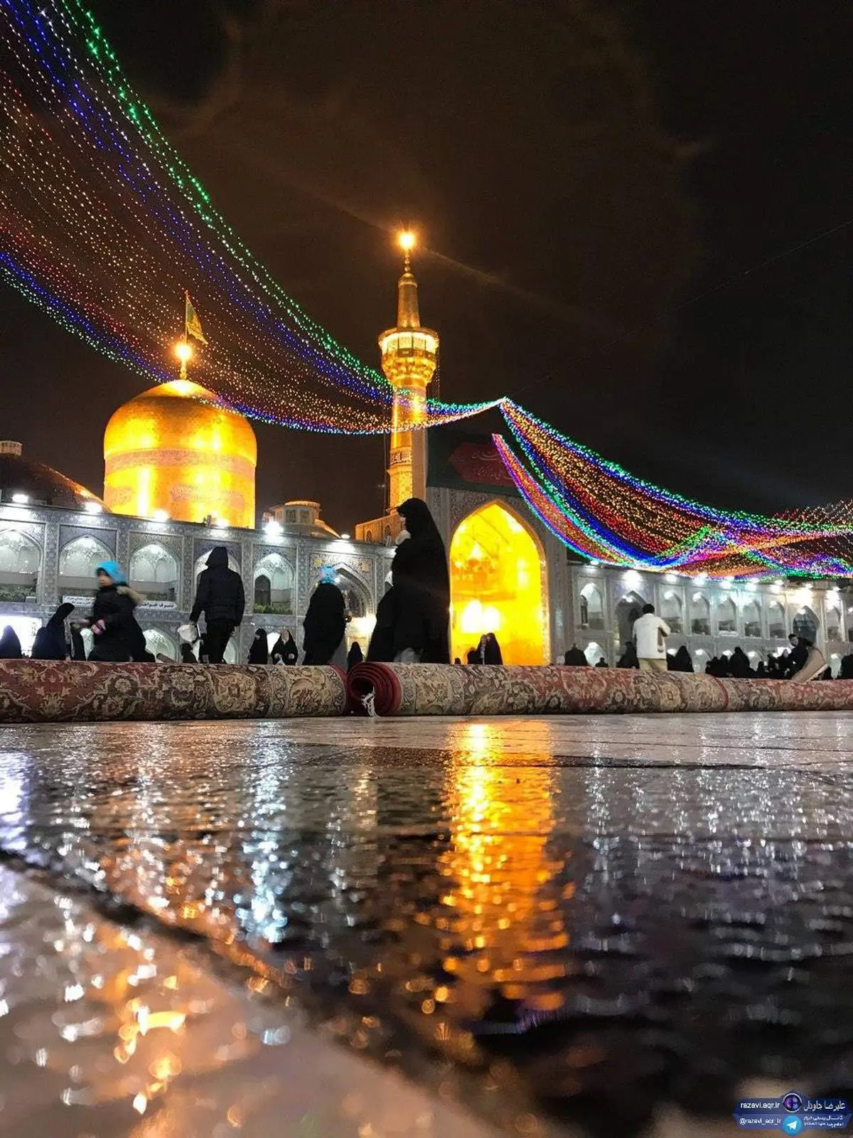 بارش باران در حرم امام رضا (ع) + عکس