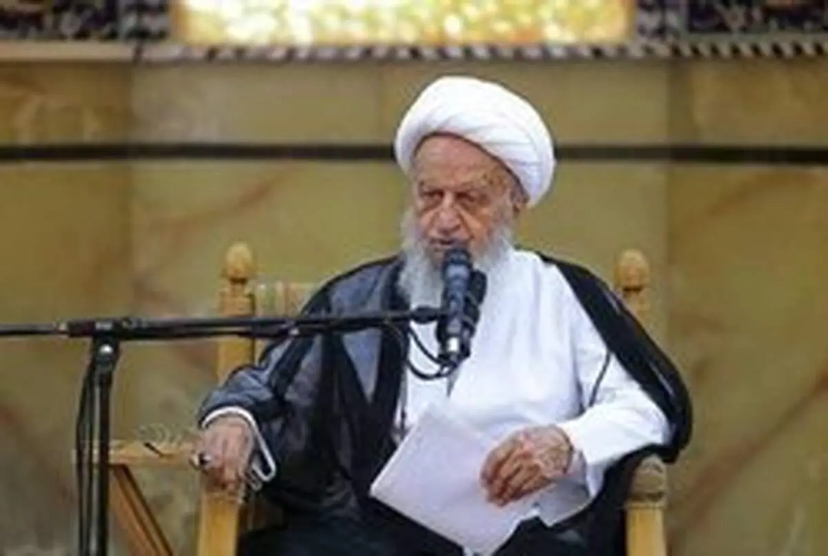 آیت‌الله مکارم: اختلاس‌ها نشانه تزلزل ایمان است