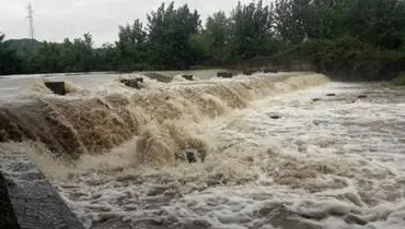تاکنون ۳۶۰ مورد رانش زمین در کوهرنگ بختیاری اتفاق افتاده