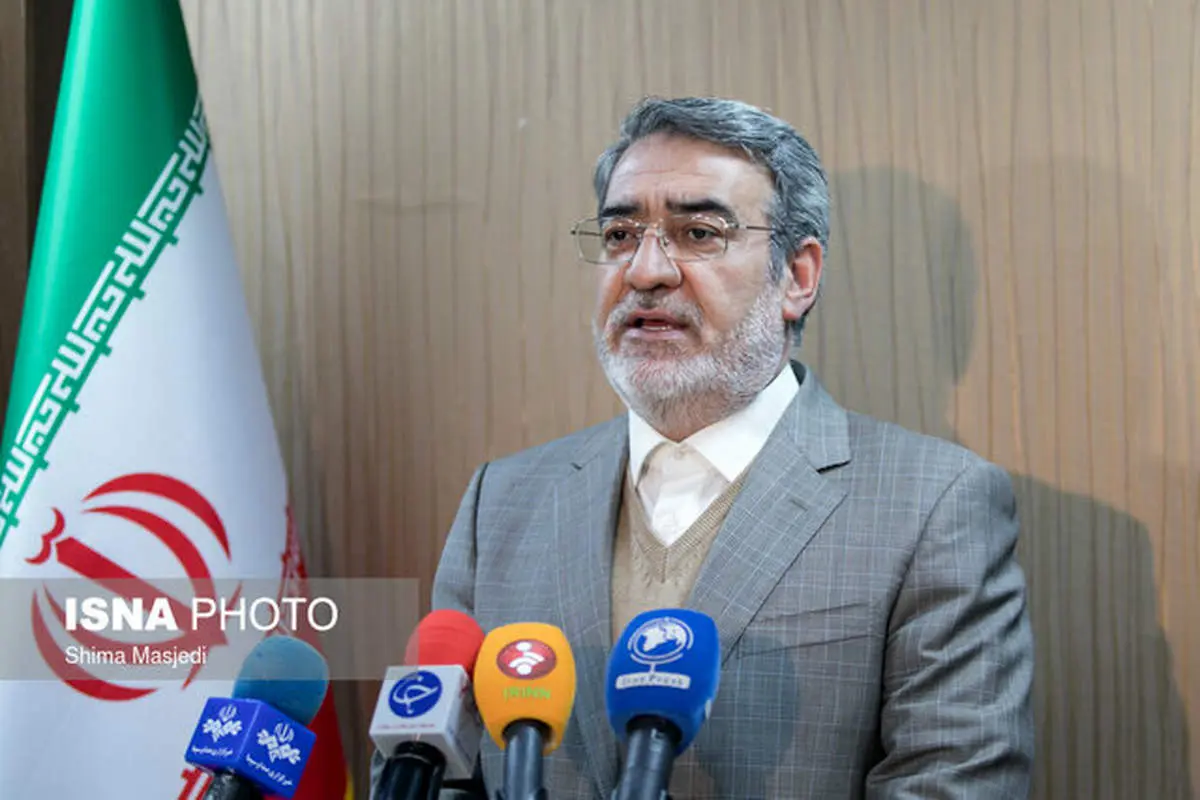 وزیر کشور: وضعیت گنبد در شرایط عادی قرار گرفته است