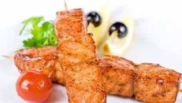 ۵ ماده غذایی برای پیشگیری از سفیدی زودهنگام مو‌ها