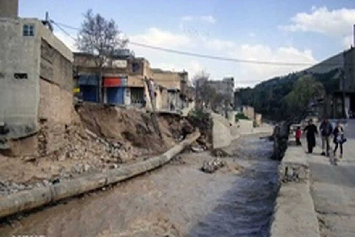 کمک مراجع تقلید به سیل‌زدگان کشور