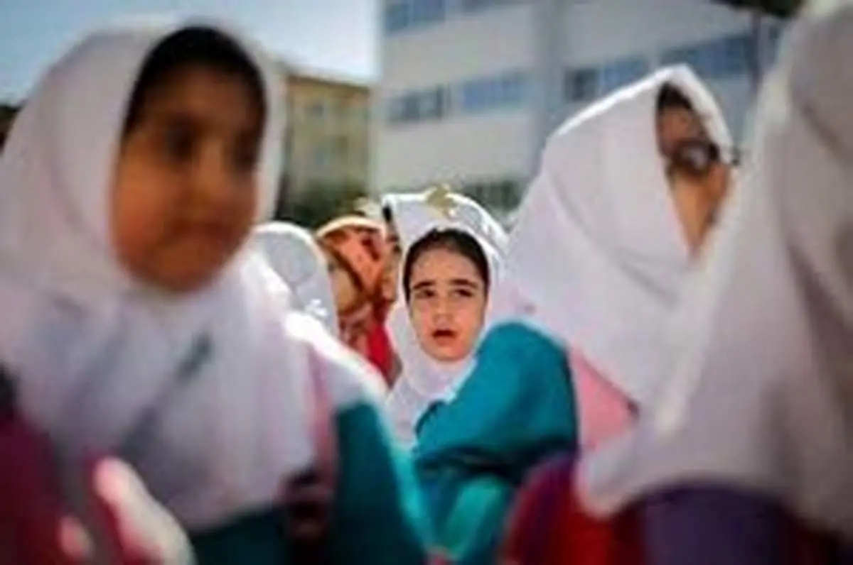 کاهش سن بلوغ دختران ایرانی