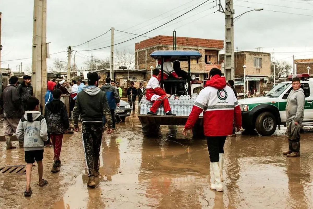 هلال احمر از رکورد شکنی کمکهای مردمی به سیل زدگان خبر داد