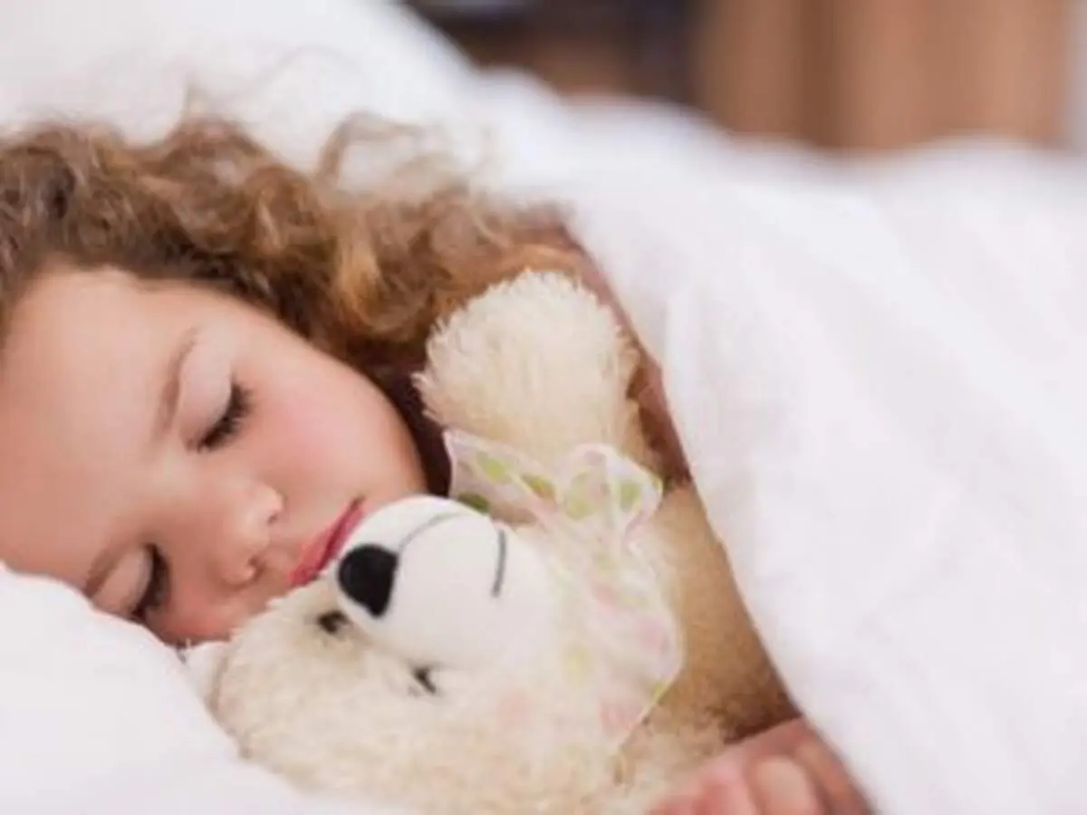 چرا بچه‌ها برای خوابیدن مقاومت می‌کنند؟