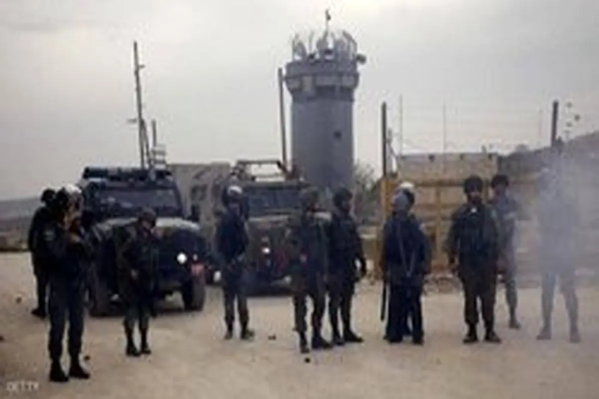 حمله سربازان اسرائیلی به زندان النقب