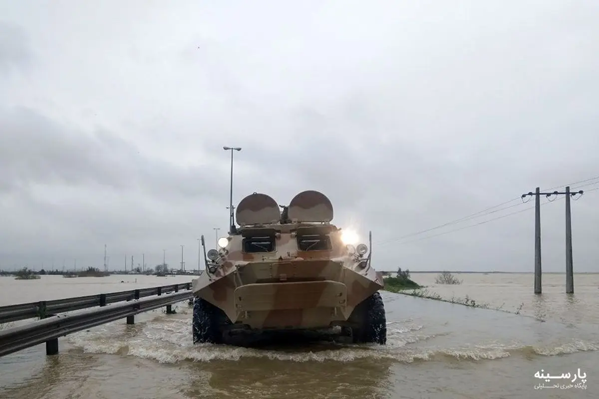 ورود تجهیزات نیروی زمینی ارتش به مناطق سیل زده