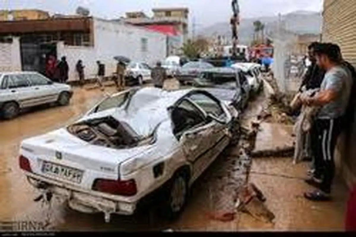 آسیب دیدن ١٥٠ خودرو در سیل شیراز