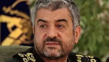 سرلشکر جعفری: تلاش اصلی باید تخلیه آب از مناطق سیل‌زده باشد