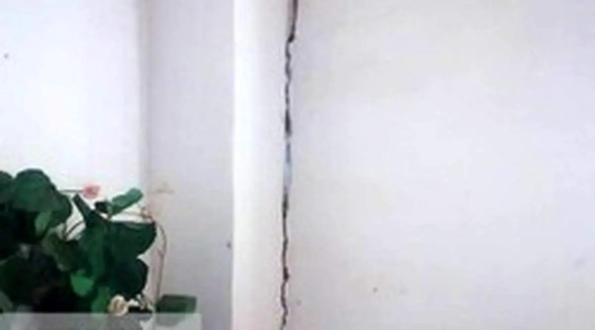خسارت جزئی زلزله به بندر پهل