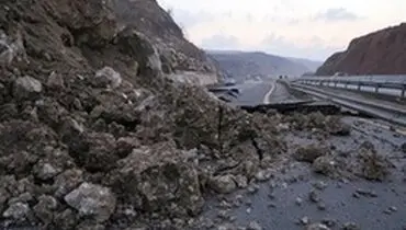 ریزش کوه شاهراه ترانزیتی جنوب را مسدود کرد