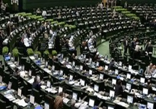 جزییات مصوبه جدید مجلس درباره کاهش ساعت کاری کارمندان