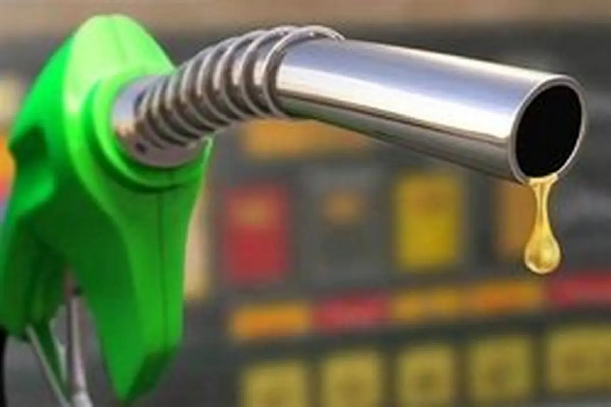 سقوط ۱۲ میلیون لیتری مصرف بنزین