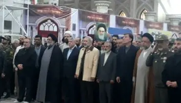 ادای احترام وزیر اطلاعات در مرقد مطهر امام خمینی (ره)
