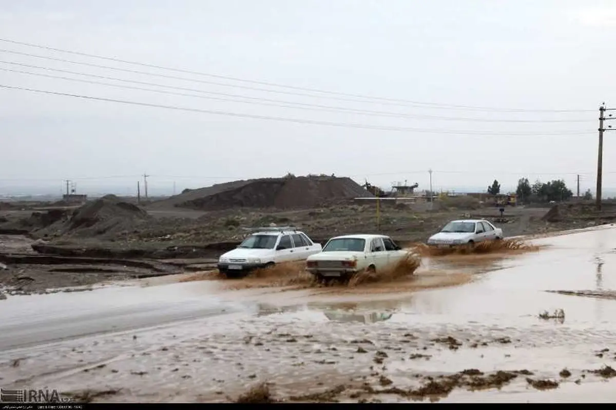 وضعیت روستا‌های در مسیر سیلاب قم در کنترل است