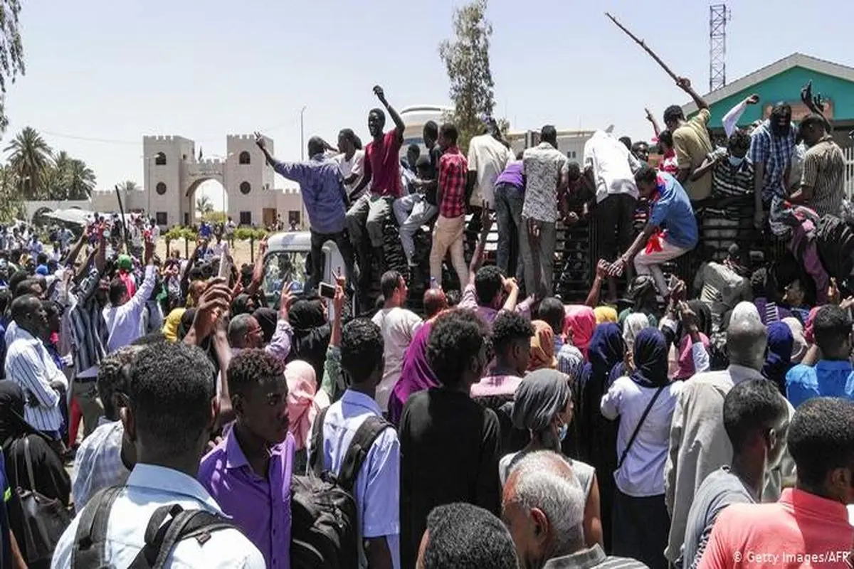 ده‌ها کشته و زخمی در حمله نیرو‌های امنیتی به معترضان در سودان