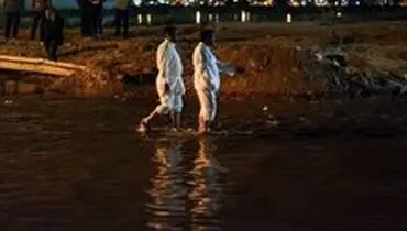 بیشتر خانه‌ها در منطقه عین دو اهواز زیر آب رفتند