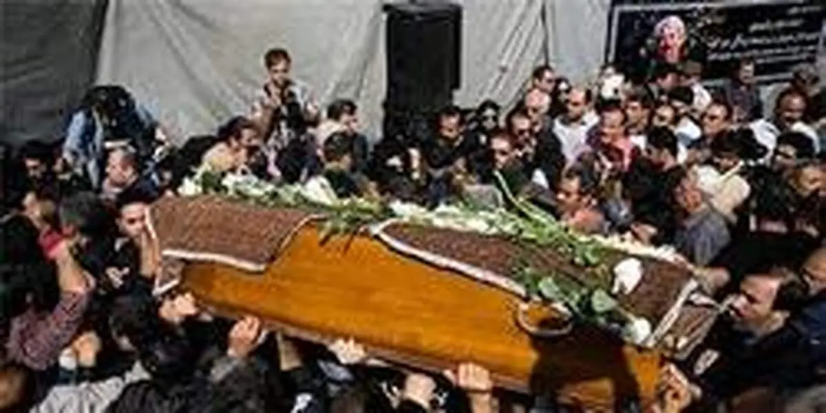 دستگیری ۲ جیب‌بر در مراسم تشییع جمشید مشایخی