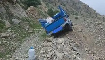 واژگونی نیسان حامل کارگران حفر کانال در آق قلا