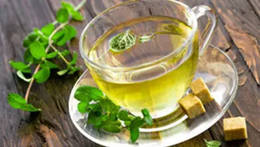 ۸ دمنوش گیاهی برای کاهش نفخ معده