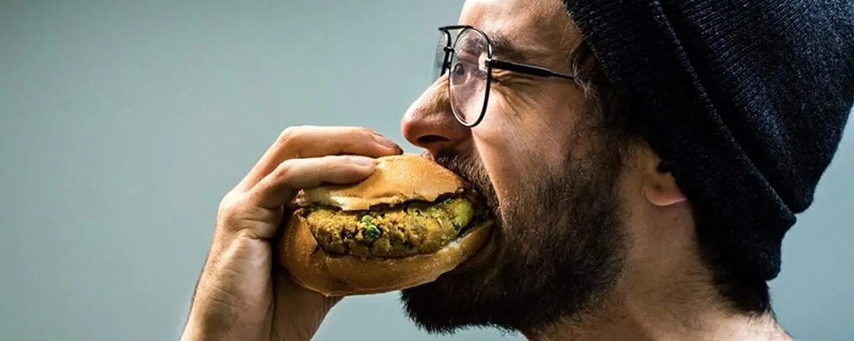 چرا احساس گرسنگی میکنیم؟