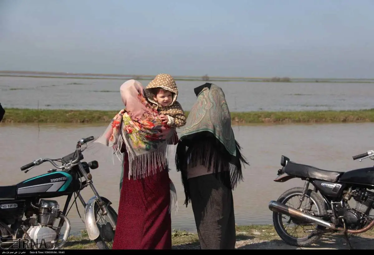 ۹ نکته مهم که زنان سیلزده باید آن را بدانند