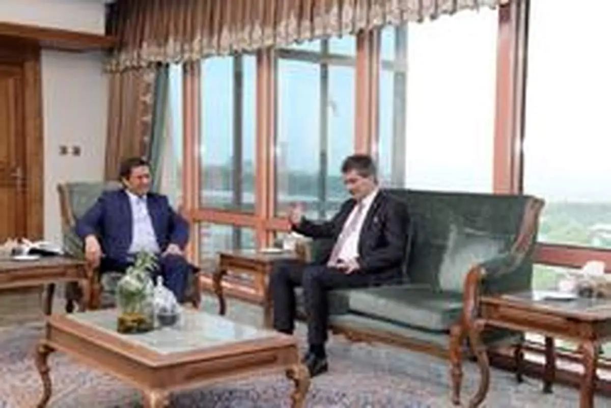 تاکید ایران و ترکیه بر توسعه مناسبات بانکی
