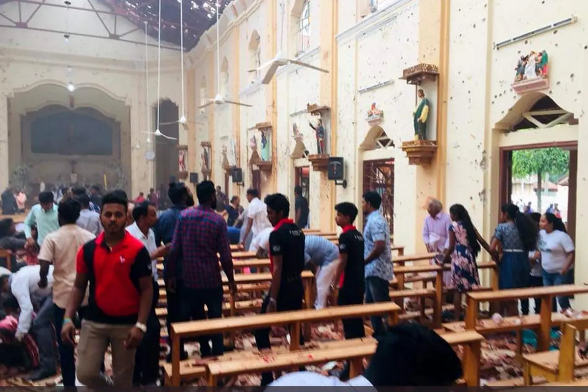 لحظاتی پس از انفجار در یکی از کلیساهای سریلانکا