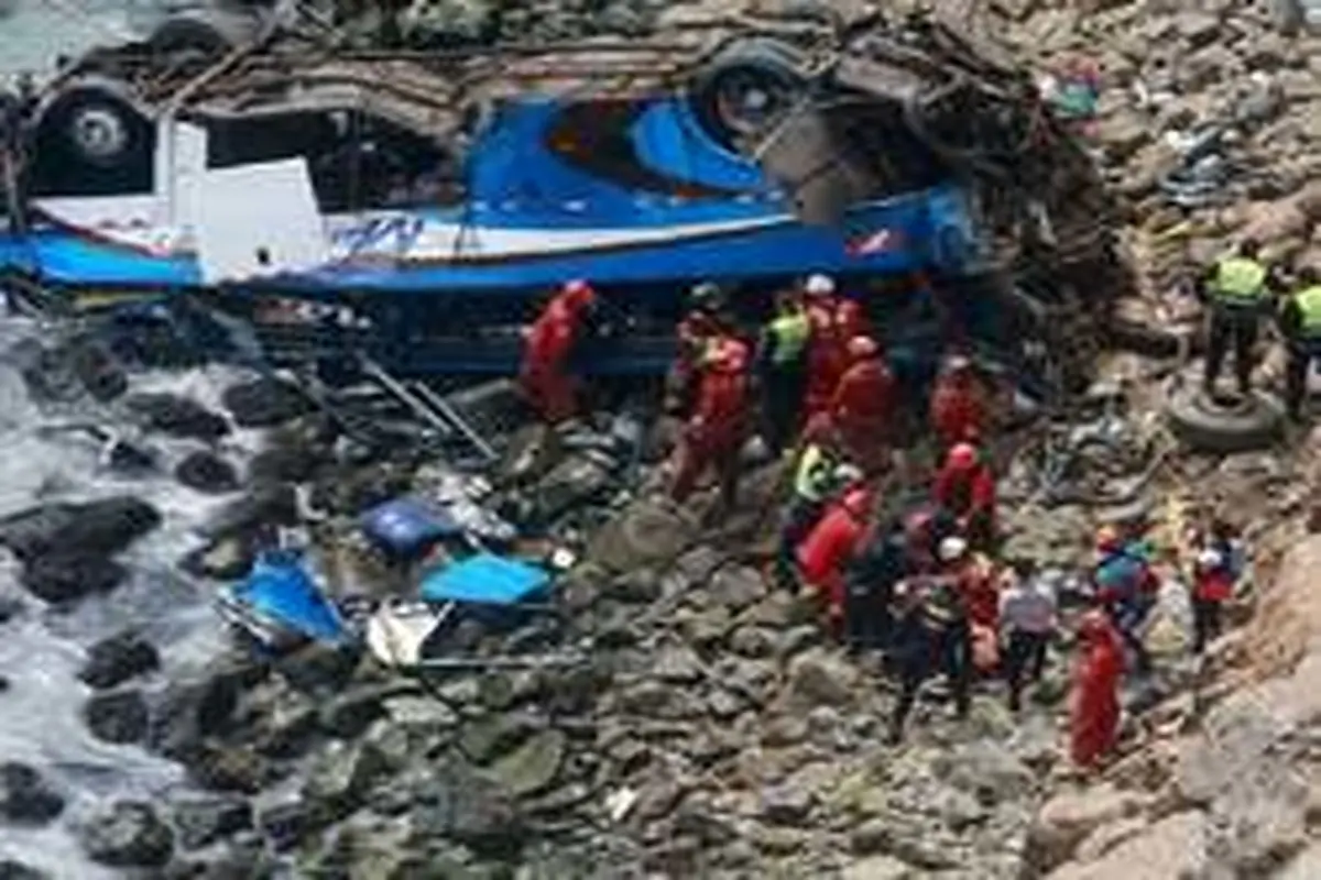 تصادف اتوبوس در بولیوی ۲۵ کشته برجا گذاشت