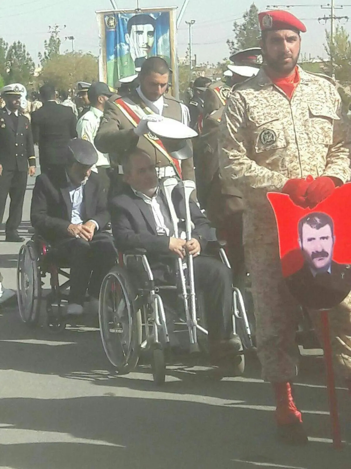 کار زیبای یک سرباز در کرمان + عکس