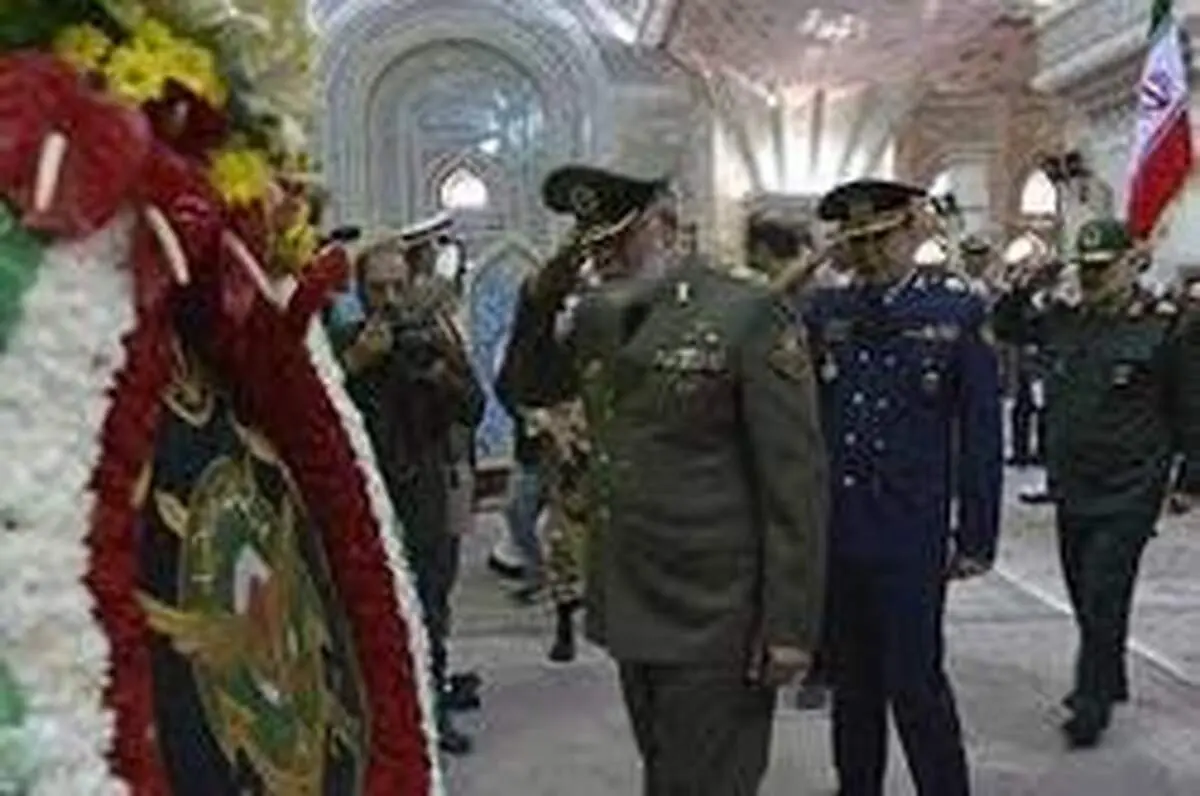تجدید پیمان فرماندهان ارتش با آرمان‌های امام (ره)