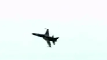 پرواز جنگنده تمام ایرانی کوثر در مراسم روز ارتش