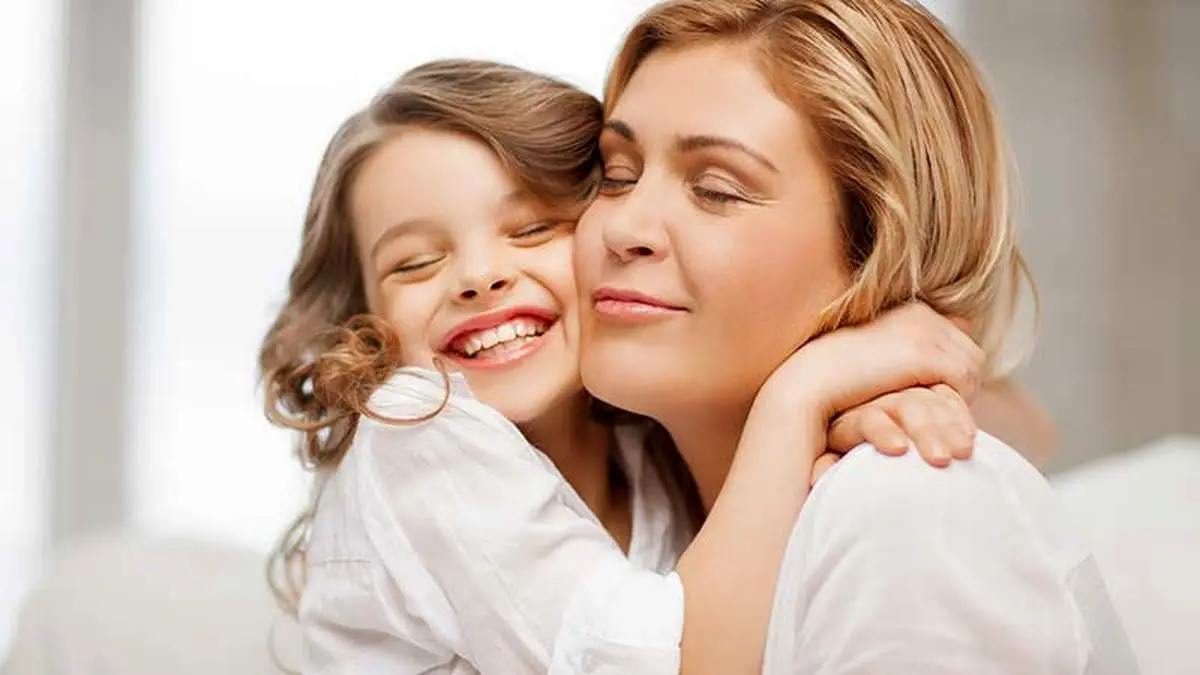 ۹ فایده علمی بغل کردن برای سلامتی