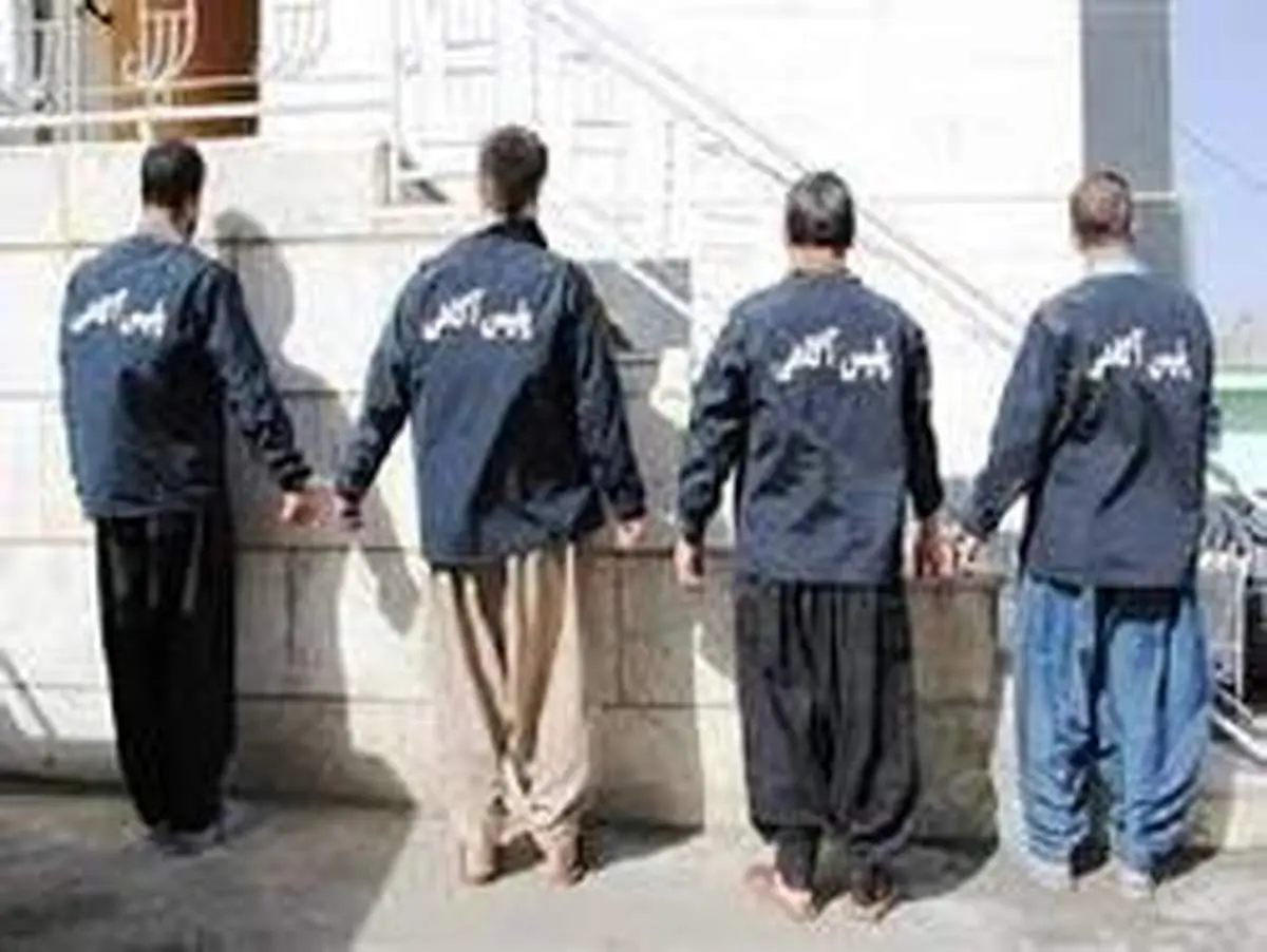 دستگیری ۵ مامور قلابی در اصفهان