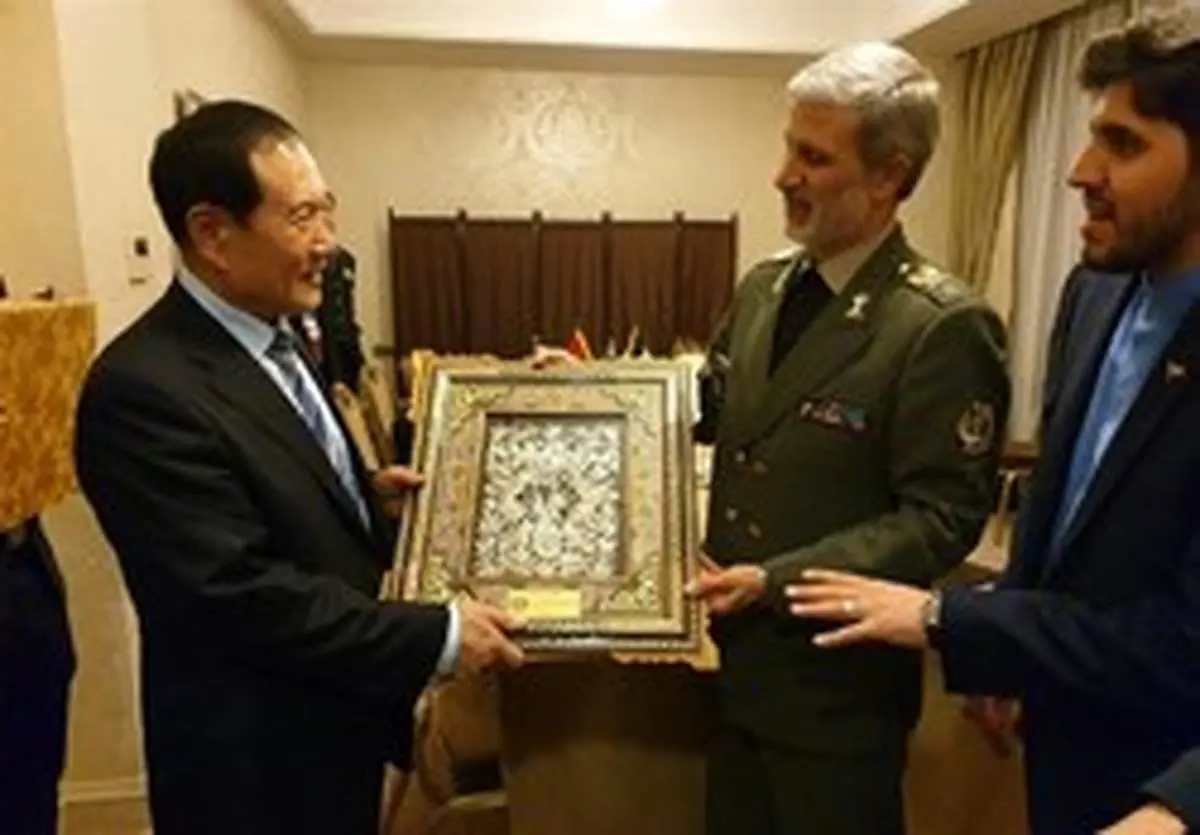 وزیر دفاع چین: از منافع ایران در مجامع بینالمللی حمایت میکنیم