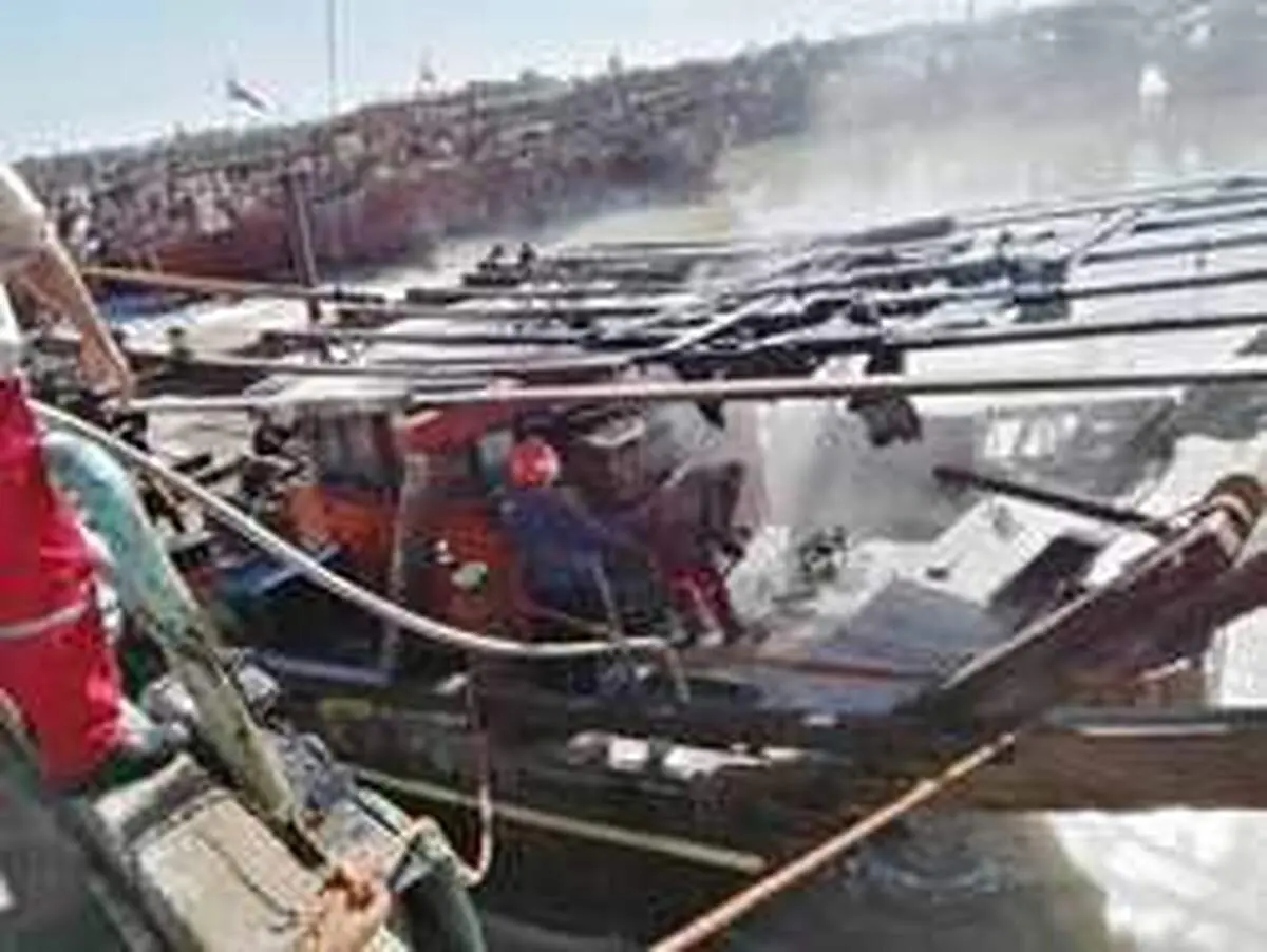 شناور صیادی در اروندکنار آبادان آتش گرفت