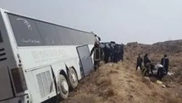 انحراف مینی‌بوس در بابل با ۱۵ مصدوم