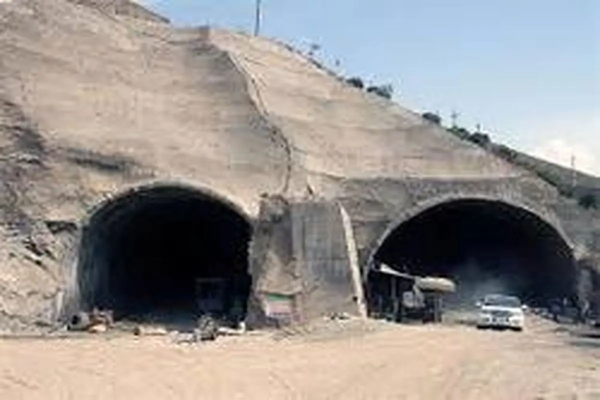 ریزش تونل در آزادراه تهران-شمال/ ۸ نفر محبوس شدند