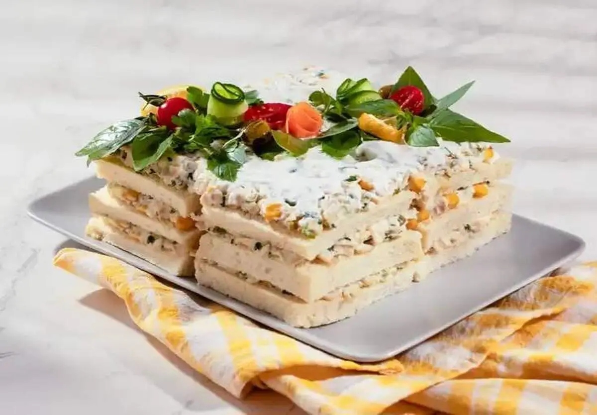 طرز تهیه کیک مرغ خوشمزه مجلسی
