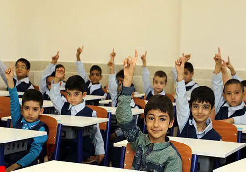 نظام آموزشی ما فقط دو گزینه می‌شناسد؛ یا مدرسه یا هیچ